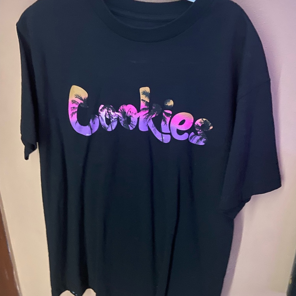 Men’s Cookies Graphic T-Shirt Size Medium